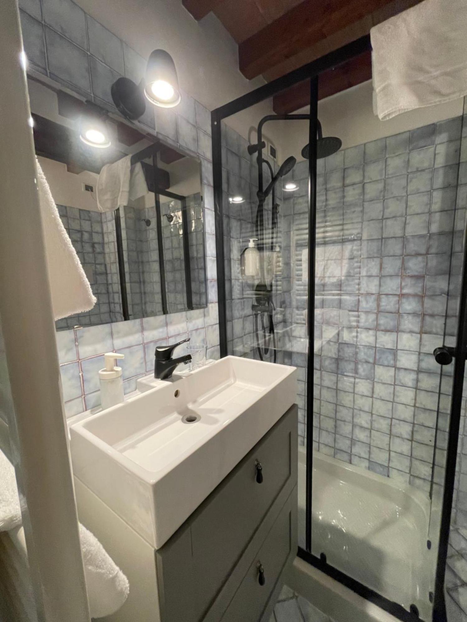 Le Camere Di Bsuites Affittacamere Parma Eksteriør billede